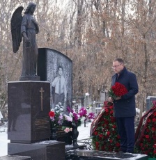 Илья Середюк почтил память Амана Тулеева
