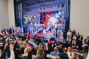 Работники сферы физической культуры и спорта Кузбасса получили награды в честь профессионального праздника