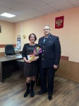 Акция полицейских - «8-Марта – в каждый дом» - открыла двери добрым пожеланиям, адресованным милым женщинам: матерям, женам, любимым