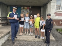 Сотрудники Топкинской Госавтоинспекции совместно с инспектором ПДН провели рейд «Несовершеннолетний нарушитель» 
