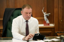 Илья Середюк в прямом эфире ответил на вопросы по здравоохранению, ЖКХ, экологии и другим актуальным темам