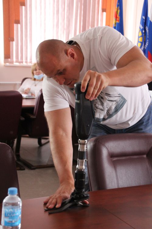 В Кузбассе показали умные протезы для инвалидов